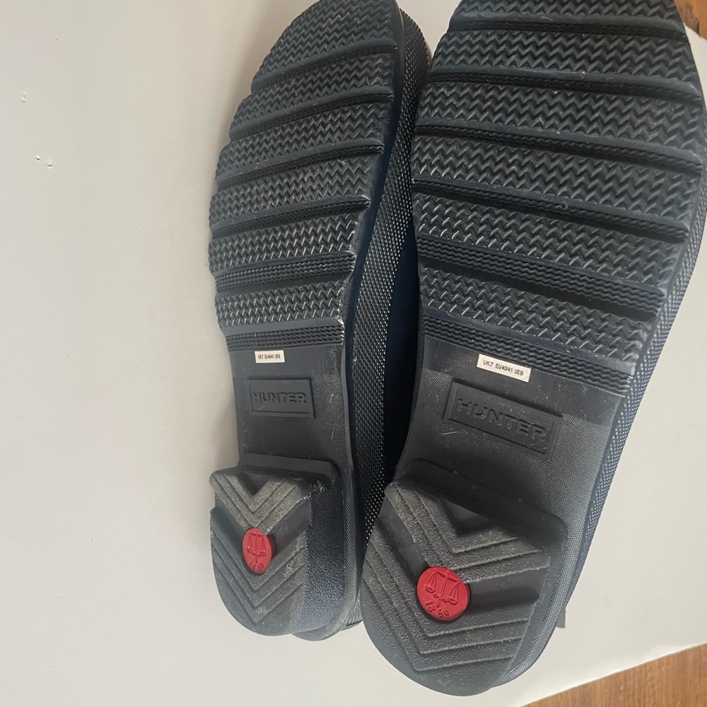 Hunter Navy Rain Boots - Picture 4 of 5
